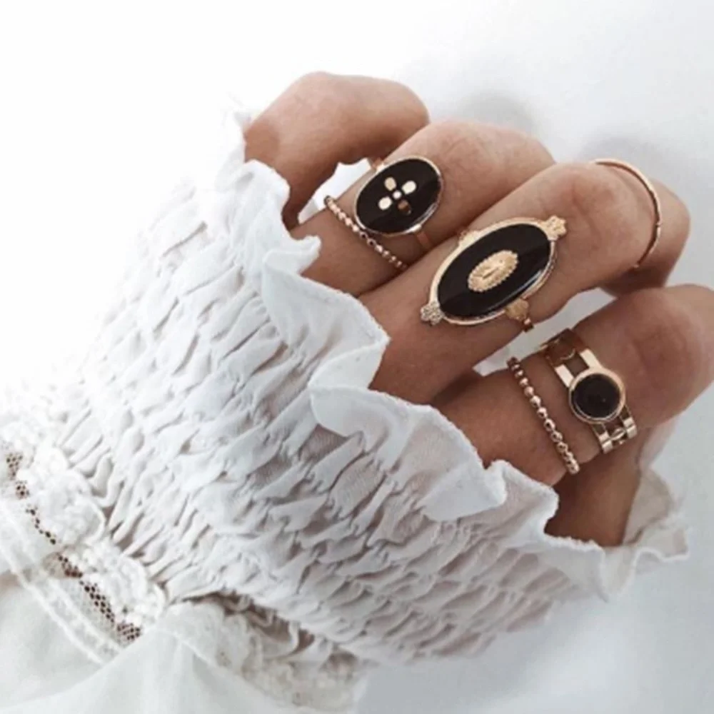 *MOXIE* 6-Pc Gold x Black Fashion Ring Set